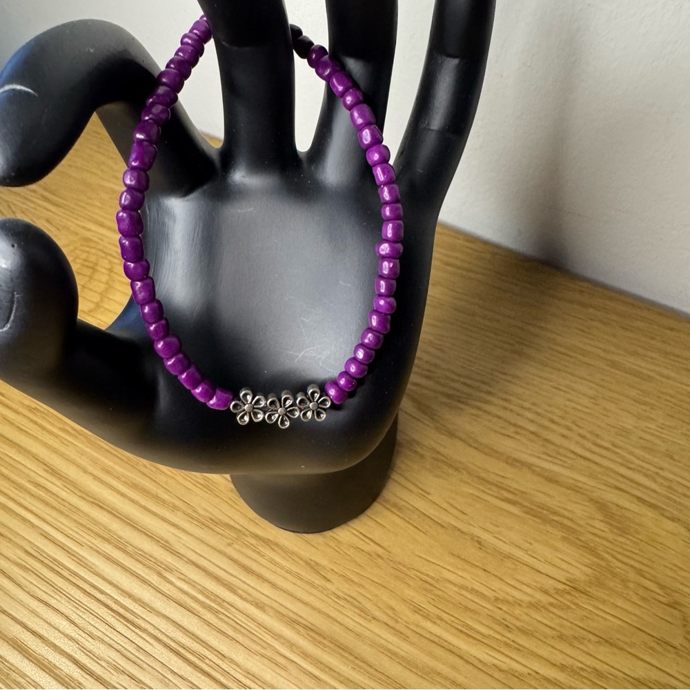 Glass Beaded Elastic Bracelet Purple Metal Antique Flowers